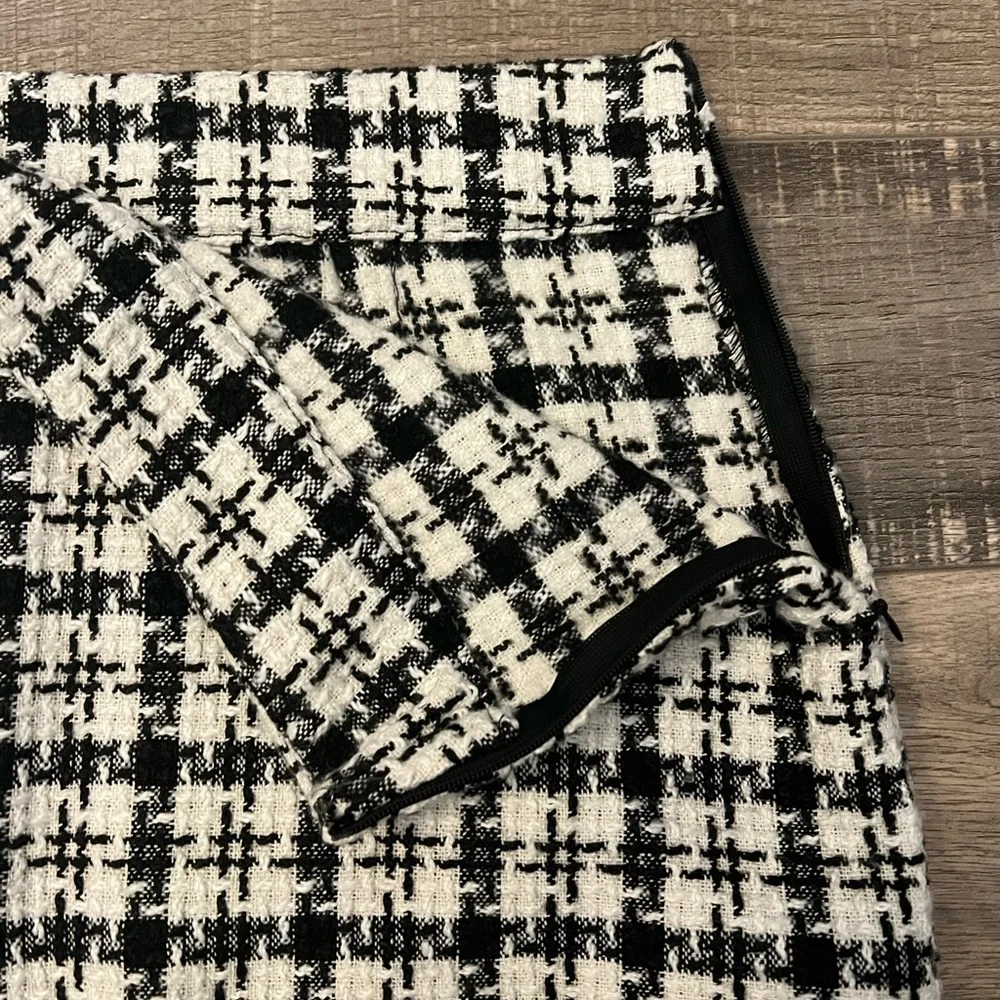 VILA Black and White Checkered Mini Skirt Sz 36 EUC